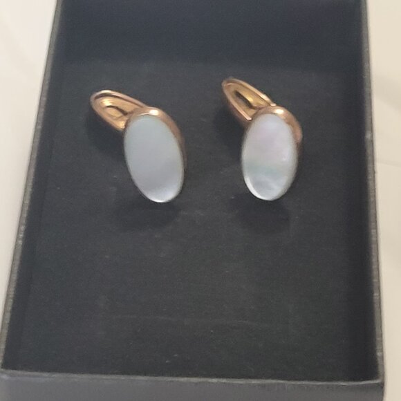 Antique Gold Cuff Links Mother of Pearl Gold Toned - Picture 6 of 14